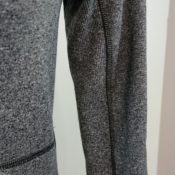 LULULEMON Exhalation Pullover II Heathered Speckle Black size 4 - Picture 4 of 9